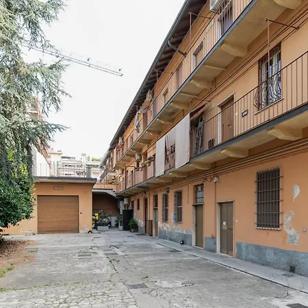 Appartement Guesthost - Spacious In Trenno *