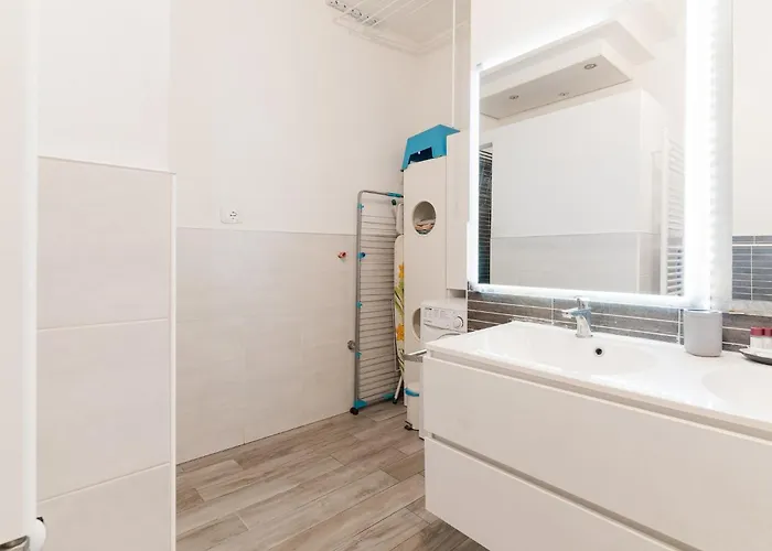 Appartement Guesthost - Spacious In Trenno